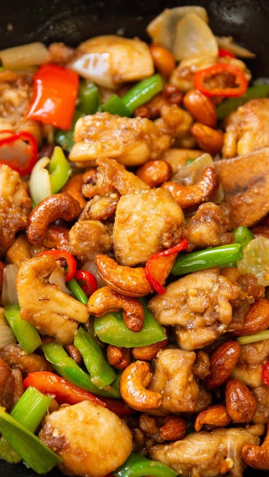 Thai Cashew Chicken Stir-Fry